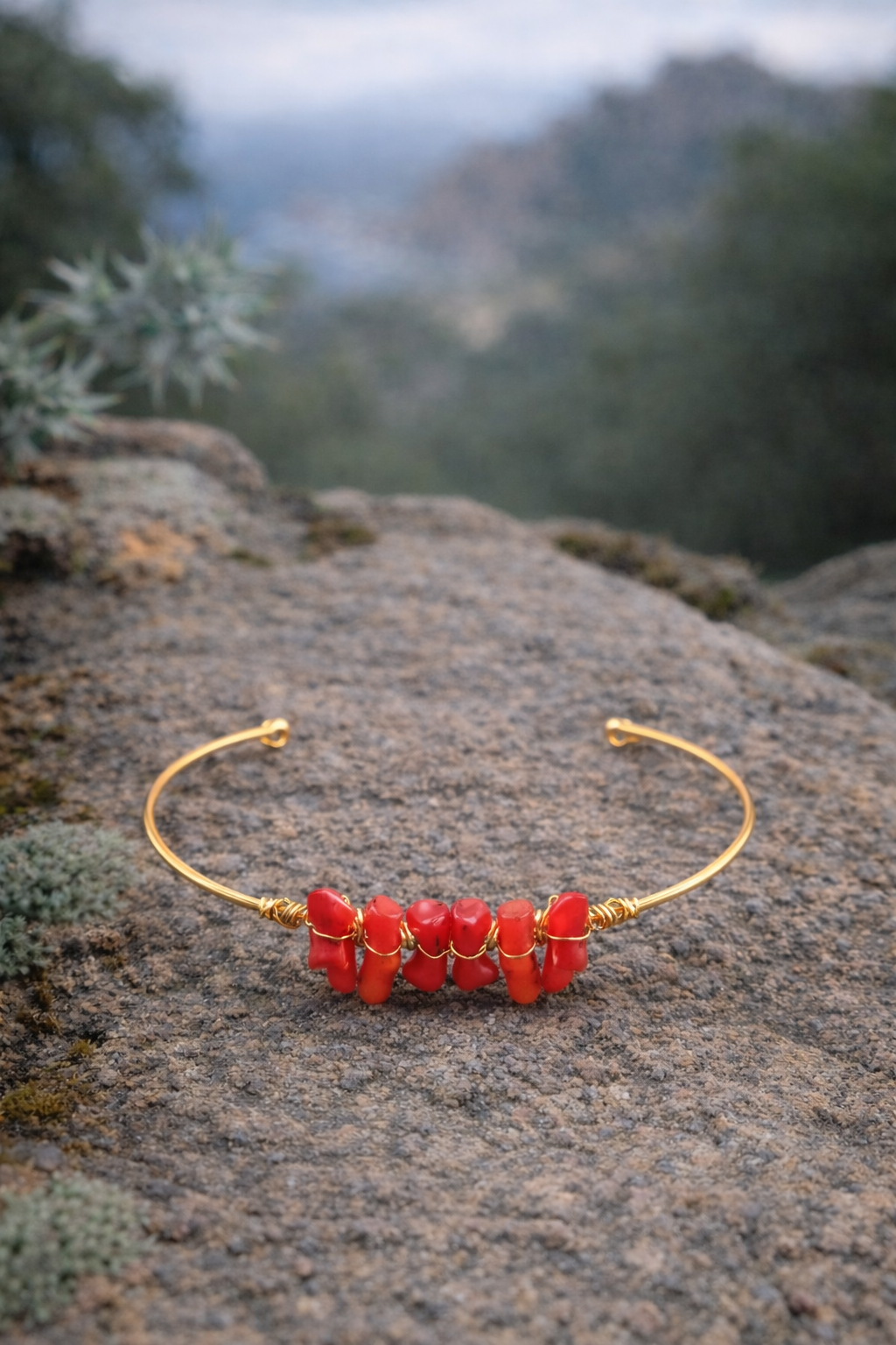 Jonc Mare – Or laminé & bambou de corail